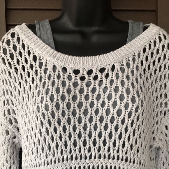 American Eagle Outfitters Sweater - Picture 4 of 7